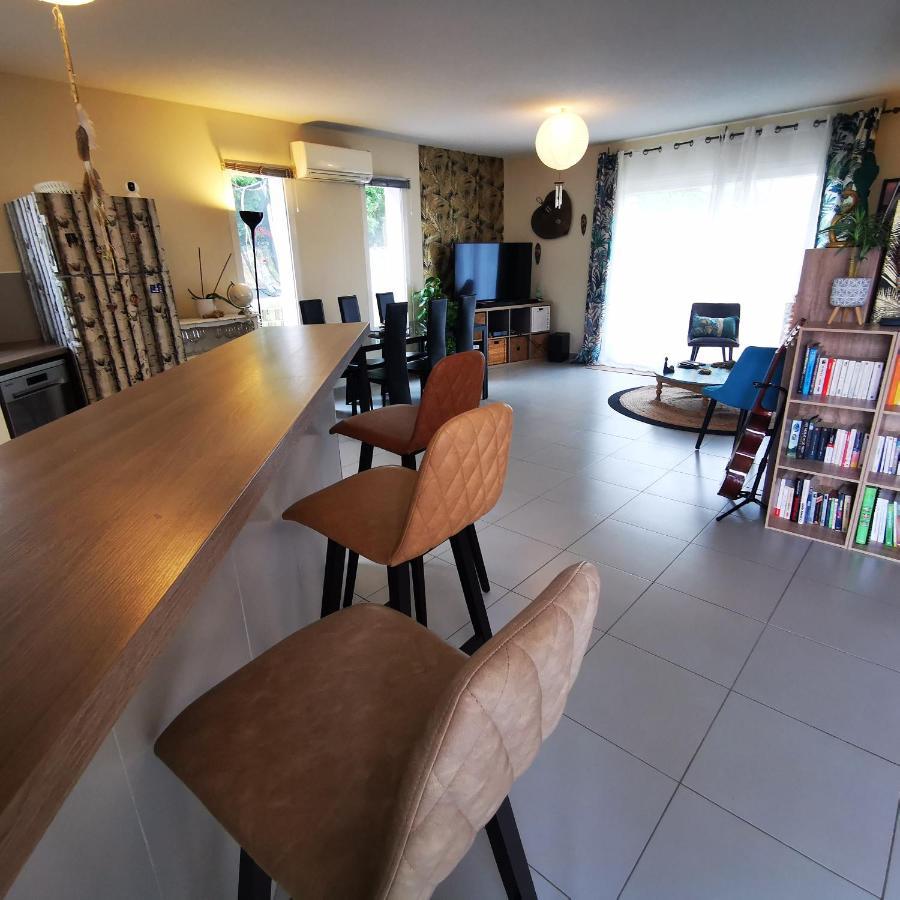 Cool Mediterranean Life 8 People Jacuzzi Barbecue Gametrampoline 2 Parking Villa Béziers Esterno foto